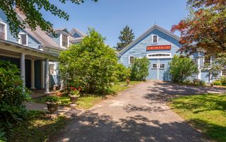 10 Reiling Pond Rd, Lincoln, MA 01773