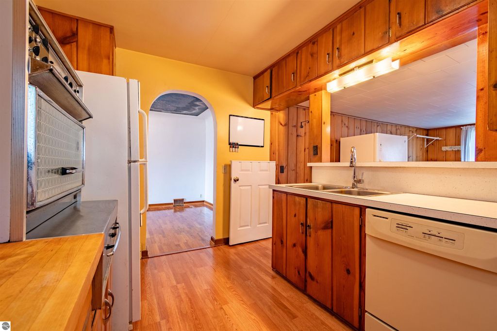 Image 11 of property listing at 121 E Maple Street, Shepherd, MI 48883