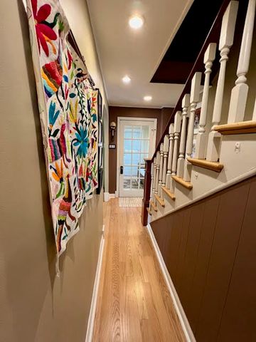 1533 Dempster Street, Evanston, IL 60201