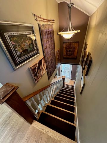 1533 Dempster Street, Evanston, IL 60201