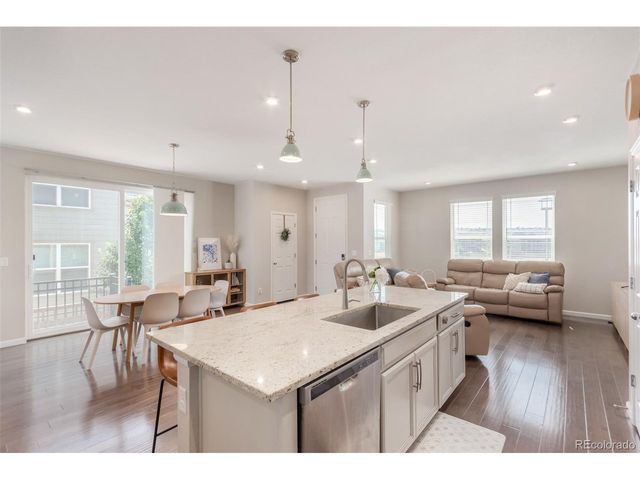 7153 Othello St, Castle Pines, CO 80108