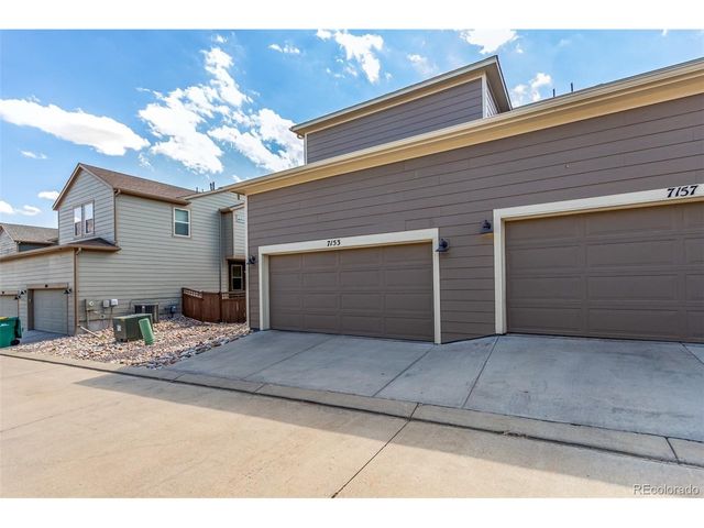 7153 Othello St, Castle Pines, CO 80108