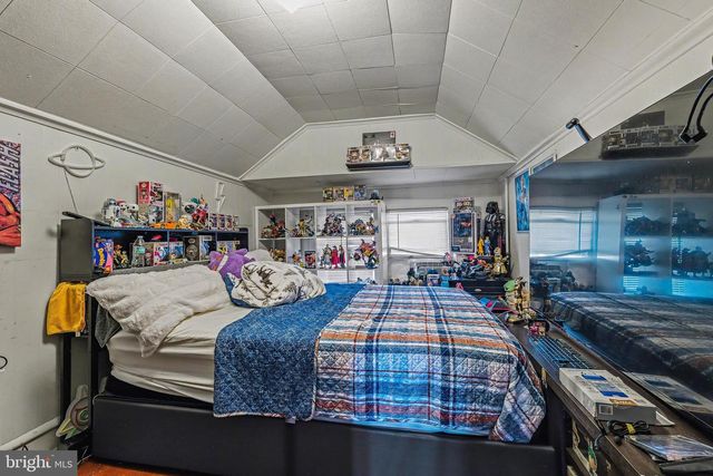 511 N BLACK HORSE PIKE, Runnemede, NJ 08078