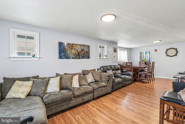 511 N BLACK HORSE PIKE, Runnemede, NJ 08078