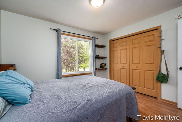 75 Cleveland Street E, Coopersville, MI 49404