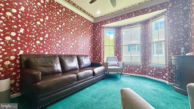 201 W HAMILTON ST, Chalfont, PA 18914