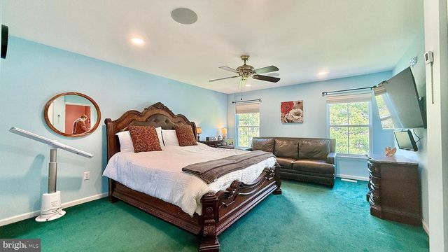201 W HAMILTON ST, Chalfont, PA 18914