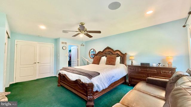 201 W HAMILTON ST, Chalfont, PA 18914