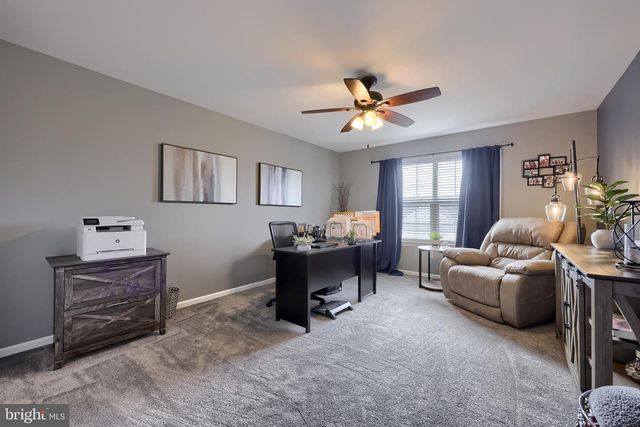 1337 HEATHERWOOD DR, Mount Joy, PA 17552