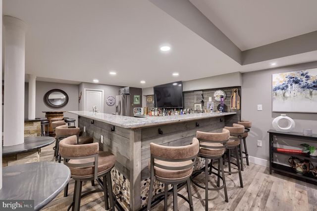 1337 HEATHERWOOD DR, Mount Joy, PA 17552