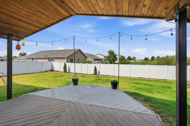 6524 South West Terrace Dr, Cheney, WA 99004
