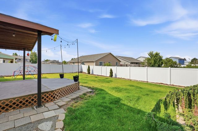 6524 South West Terrace Dr, Cheney, WA 99004