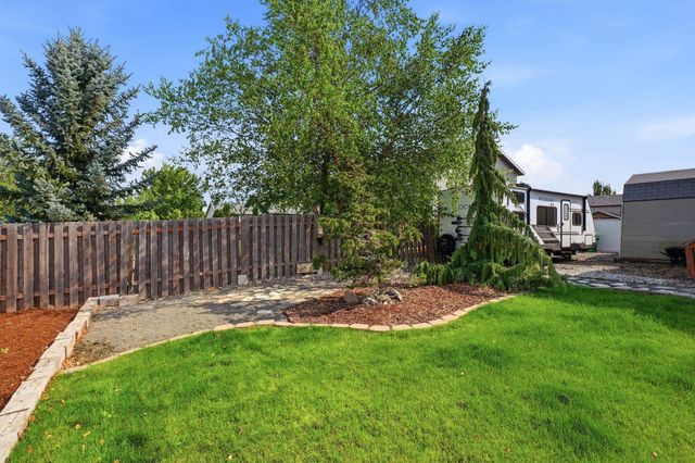6524 South West Terrace Dr, Cheney, WA 99004