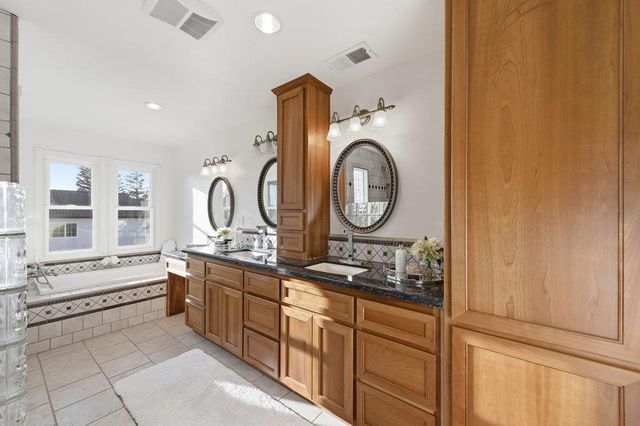 716 Sussex Place, Milpitas, CA 95035