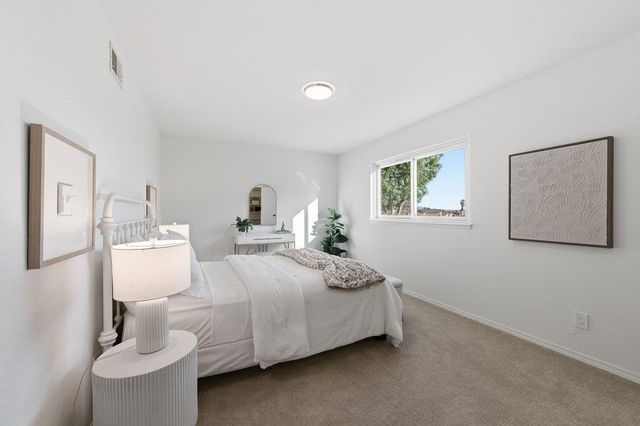 716 Sussex Place, Milpitas, CA 95035