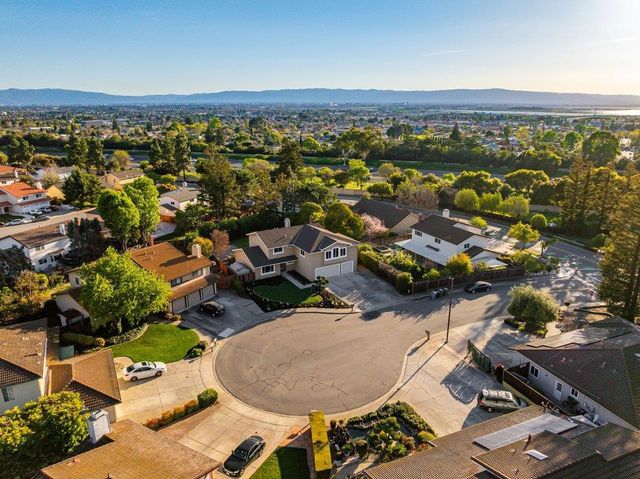 716 Sussex Place, Milpitas, CA 95035