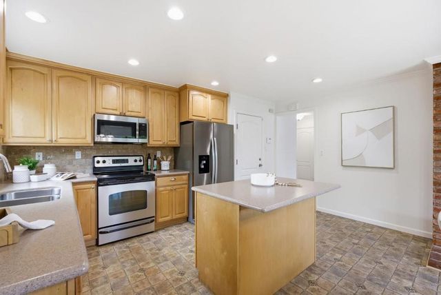 1657 Glenhurst Drive, San Jose, CA 95124