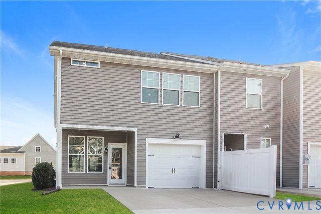 7753 Leeds Castle Ln, New Kent, VA 23124