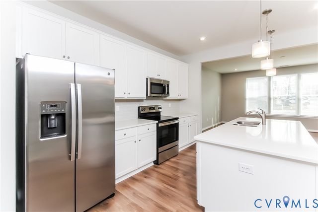 7753 Leeds Castle Ln, New Kent, VA 23124