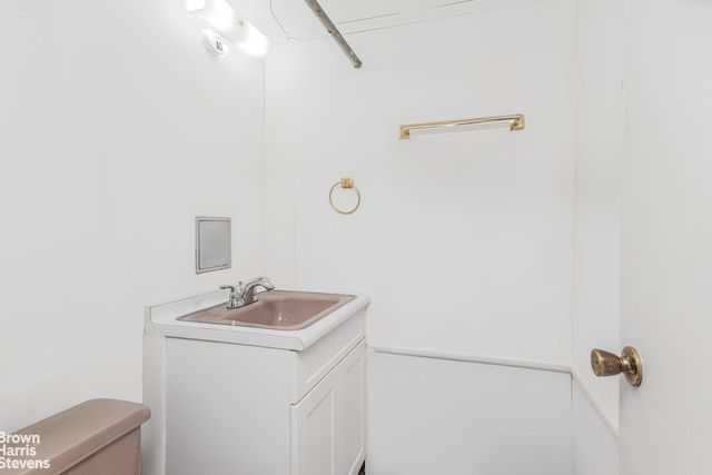 617 W 227TH Street, New York City, NY 10463