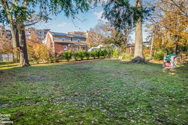 617 W 227TH Street, New York City, NY 10463