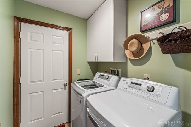 807 Claymore Court, Tipp City, OH 45371