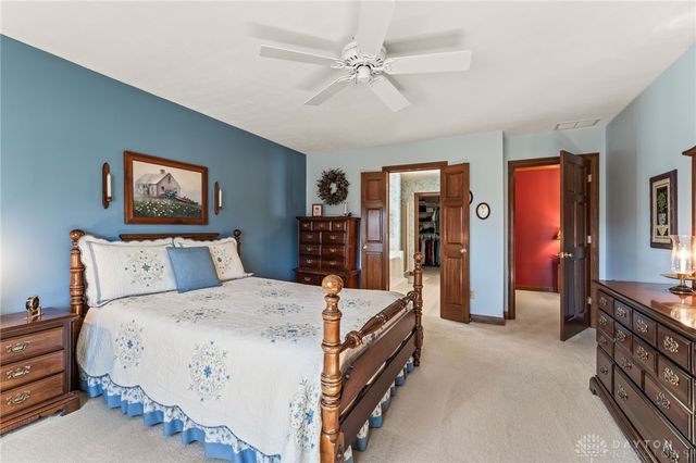 807 Claymore Court, Tipp City, OH 45371