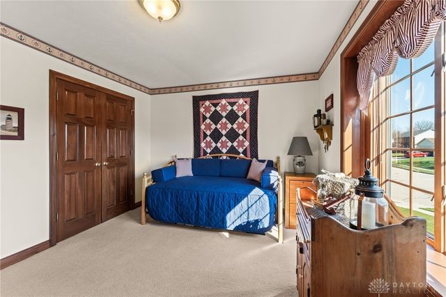 807 Claymore Court, Tipp City, OH 45371