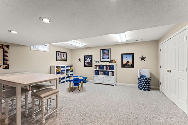 807 Claymore Court, Tipp City, OH 45371