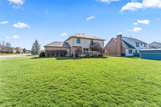 807 Claymore Court, Tipp City, OH 45371