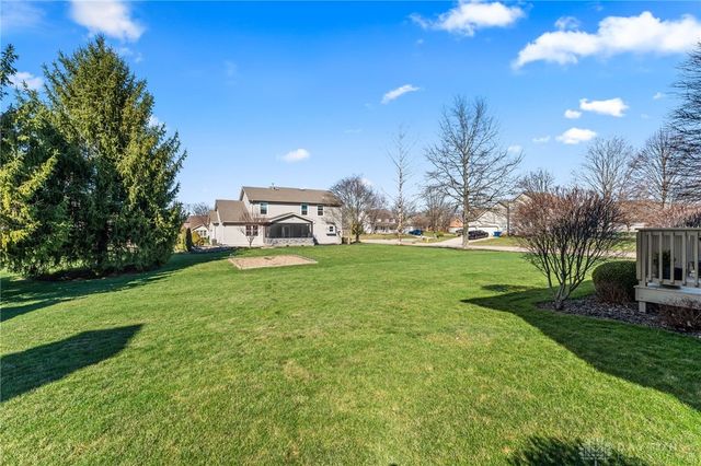 807 Claymore Court, Tipp City, OH 45371