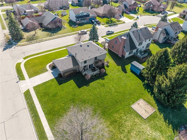 807 Claymore Court, Tipp City, OH 45371