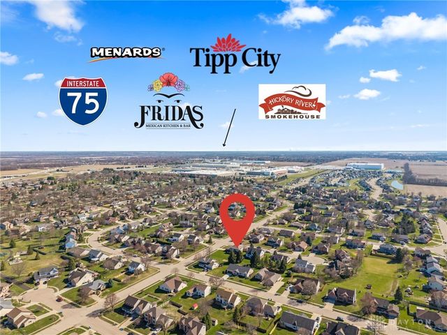 807 Claymore Court, Tipp City, OH 45371