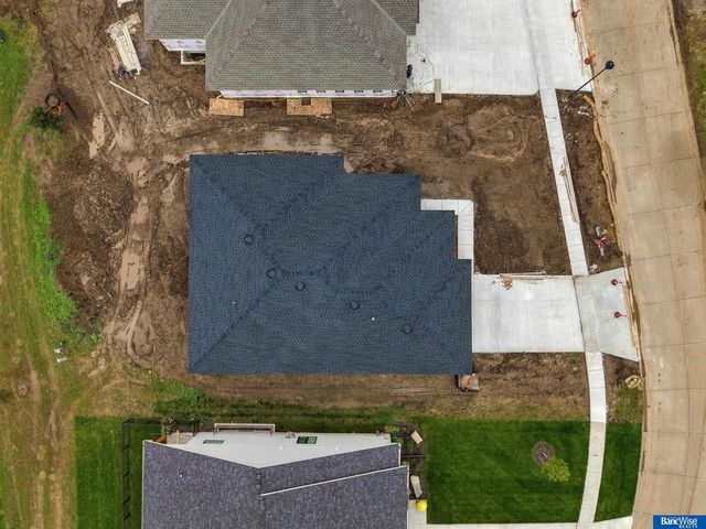 4121 Carnation Drive, Lincoln, NE 68865
