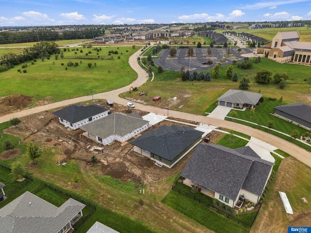 4121 Carnation Drive, Lincoln, NE 68865