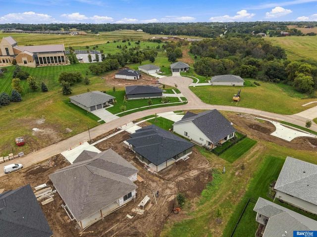 4121 Carnation Drive, Lincoln, NE 68865