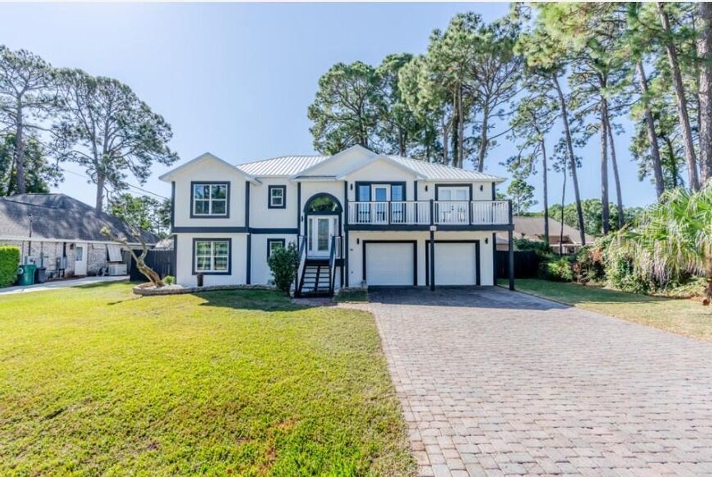 641 Bayshore Dr Drive, Destin, FL 32550