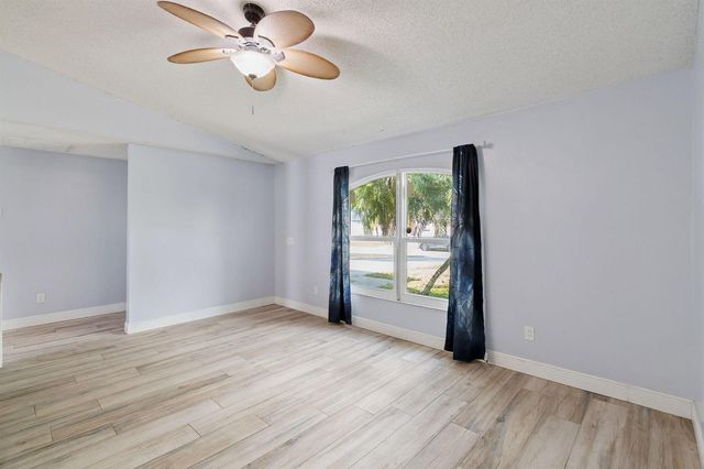 3349 SW Frankford Street, Port St. Lucie, FL 34953