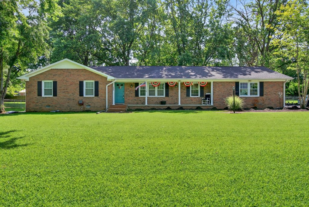 409 Marietta Dr, Hopkinsville, KY 42240
