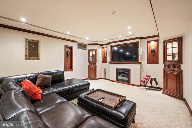 12104 GUINEVERE PL, Glenn Dale, MD 20769