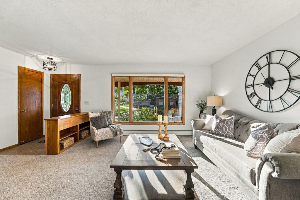 227 Ridgewood Court, Waconia, MN 55387 — photo 4