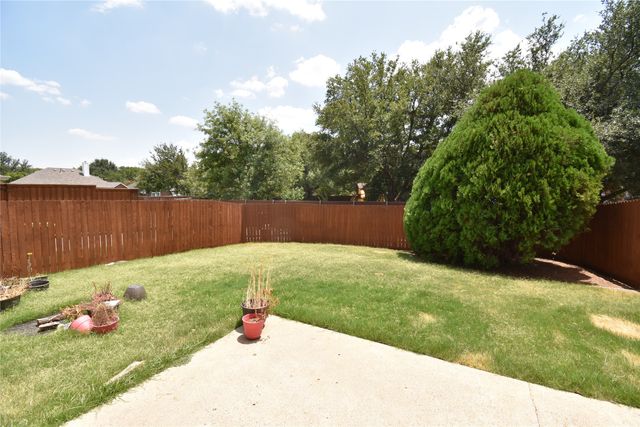 2512 Trailwest Lane, Plano, TX 75025