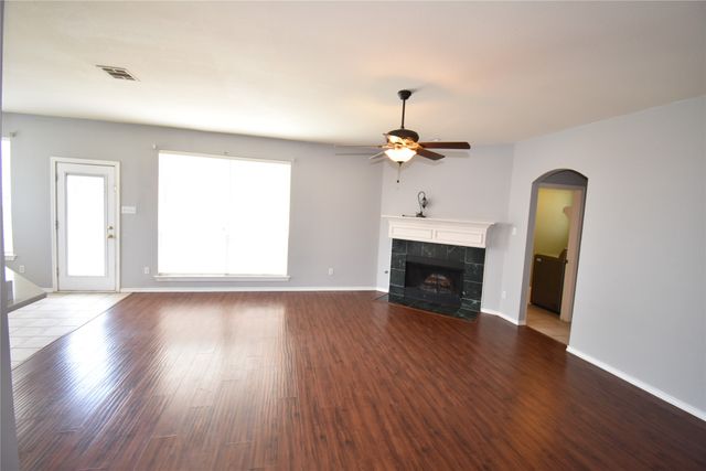 2512 Trailwest Lane, Plano, TX 75025