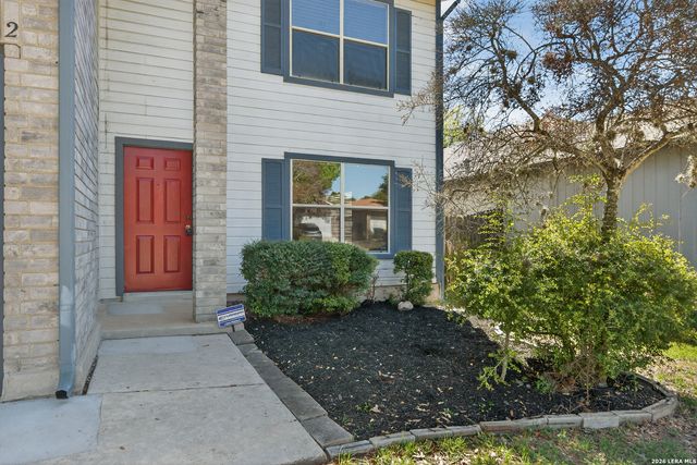 6882 CANARY MEADOW DR, Converse, TX 78109