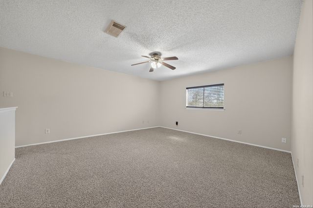 6882 CANARY MEADOW DR, Converse, TX 78109