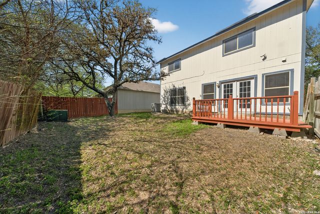 6882 CANARY MEADOW DR, Converse, TX 78109