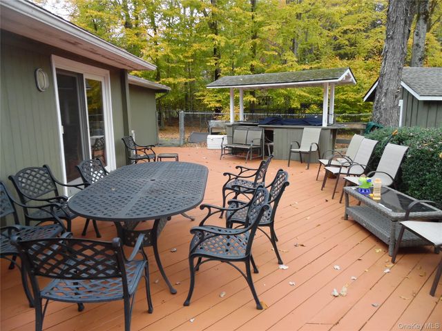 38 E Glen Wild Road, Glen Wild, NY 12738