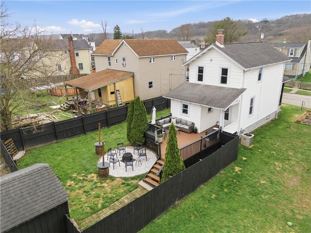 1438 4th St, Harrison Twp, PA 15065
