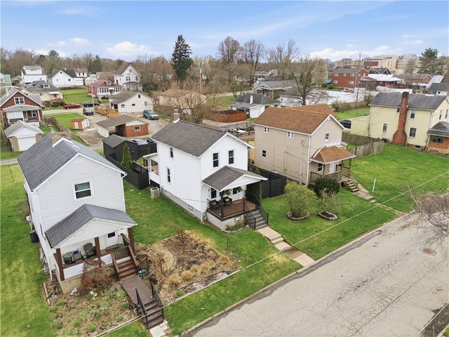 1438 4th St, Harrison Twp, PA 15065