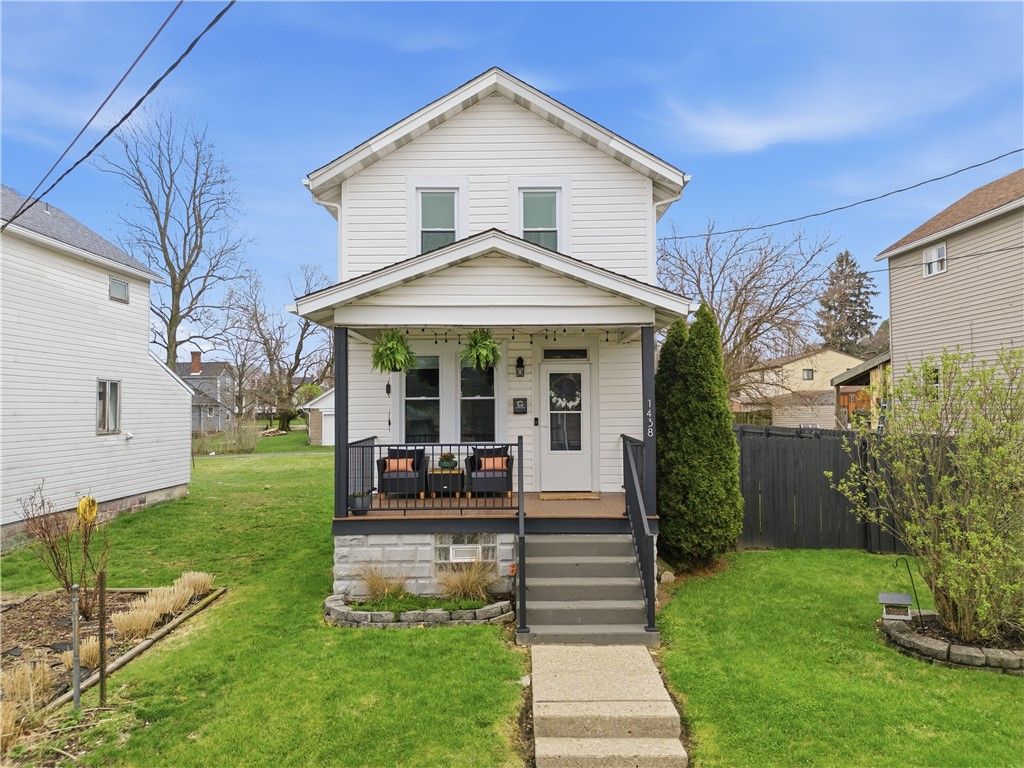 1438 4th St, Harrison Twp, PA 15065